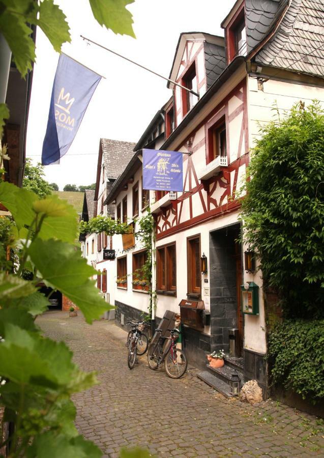 Kuehn'S Gaestehaus Pünderich Buitenkant foto
